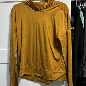 Lululemon hooded cotton top